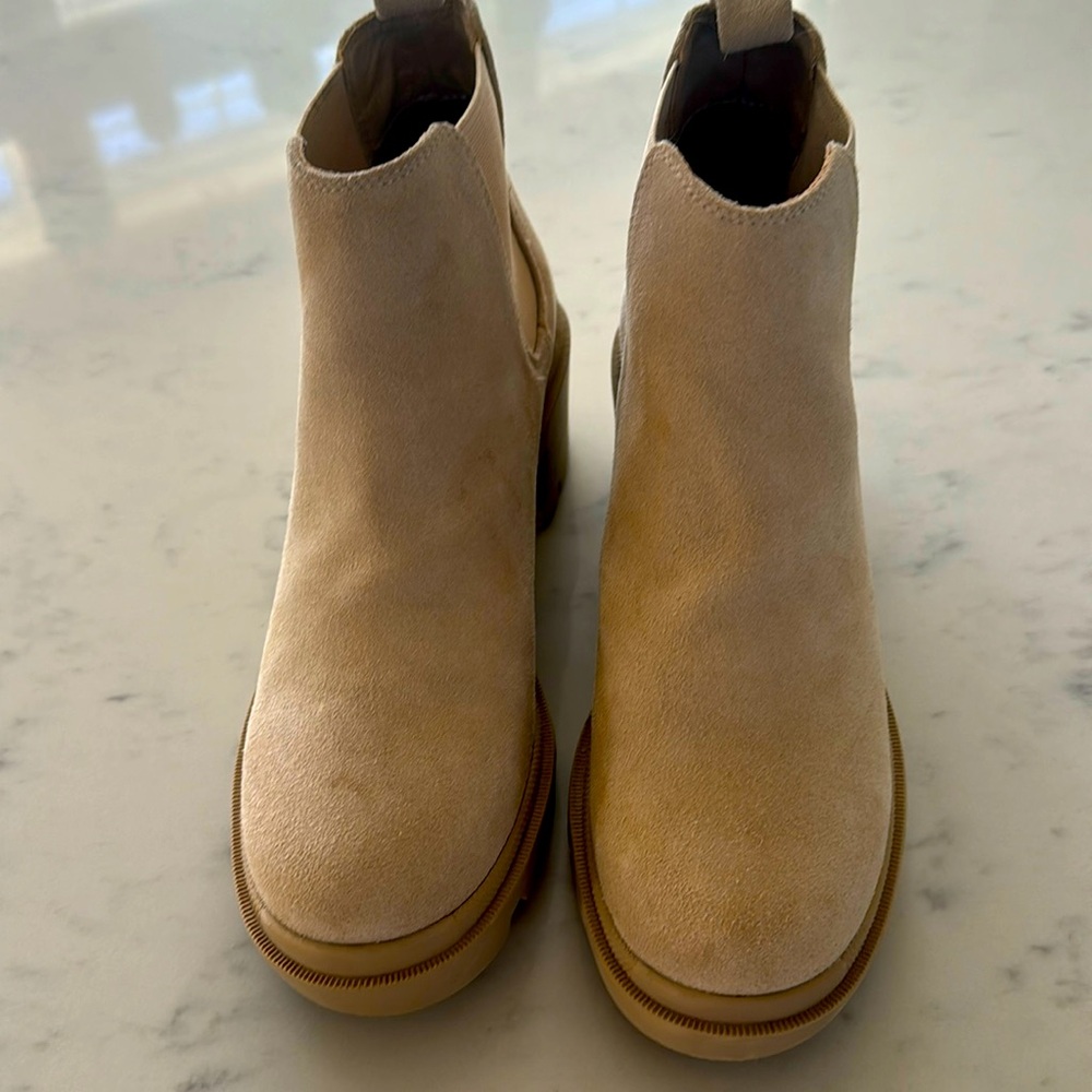 Steve Madden Boots